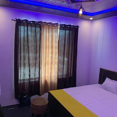 Privyrooms 고라크푸르 외부 사진
