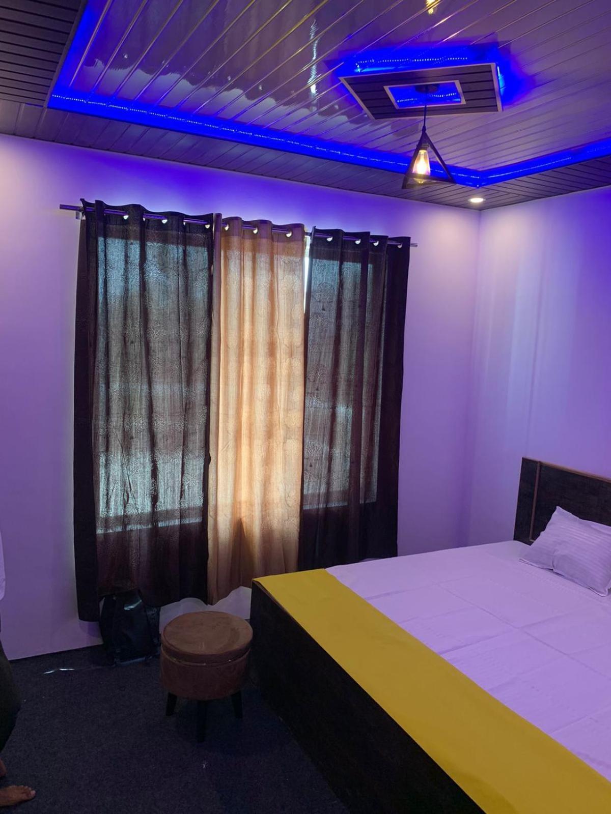 Privyrooms 고라크푸르 외부 사진